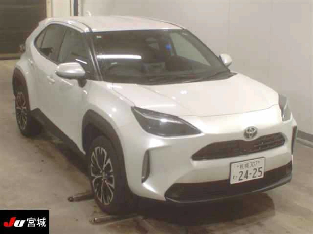 TOYOTA YARIS CROSS