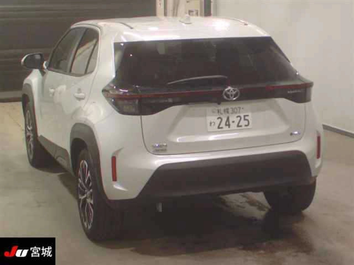 TOYOTA YARIS CROSS