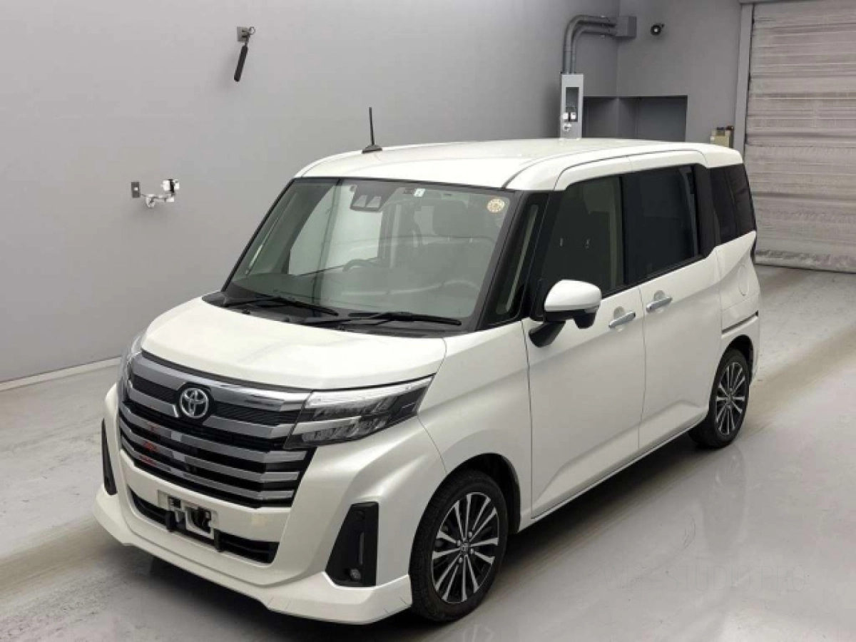 TOYOTA ROOMY M900A 2023