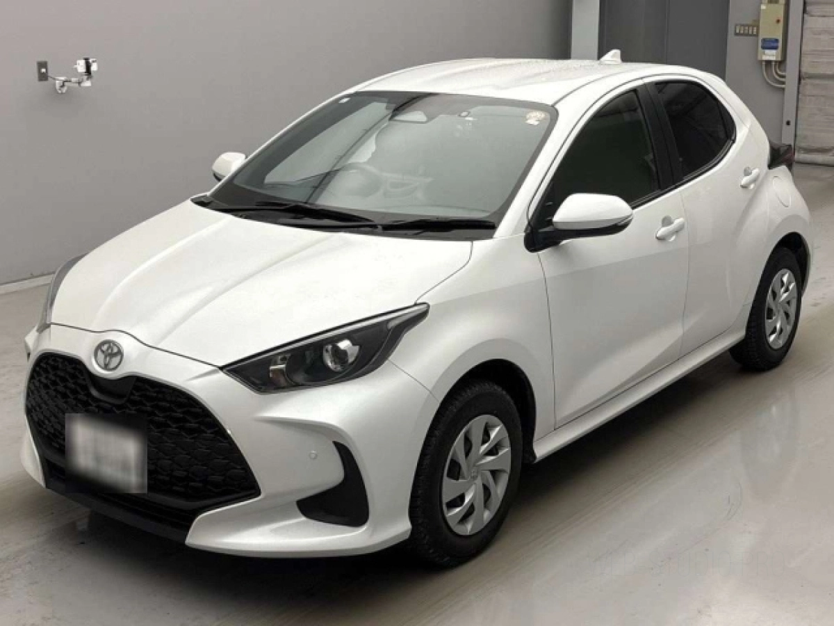 TOYOTA YARIS MXPA15 2024