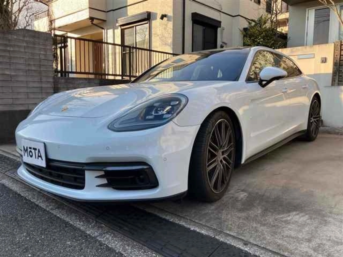 PORSCHE PANAMERA G2J30A 2020