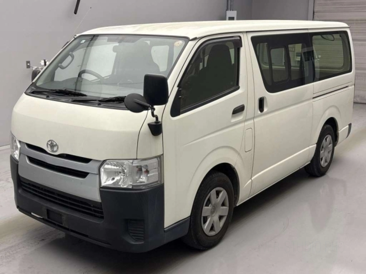 TOYOTA REGIUS ACE VAN GDH201V 2019