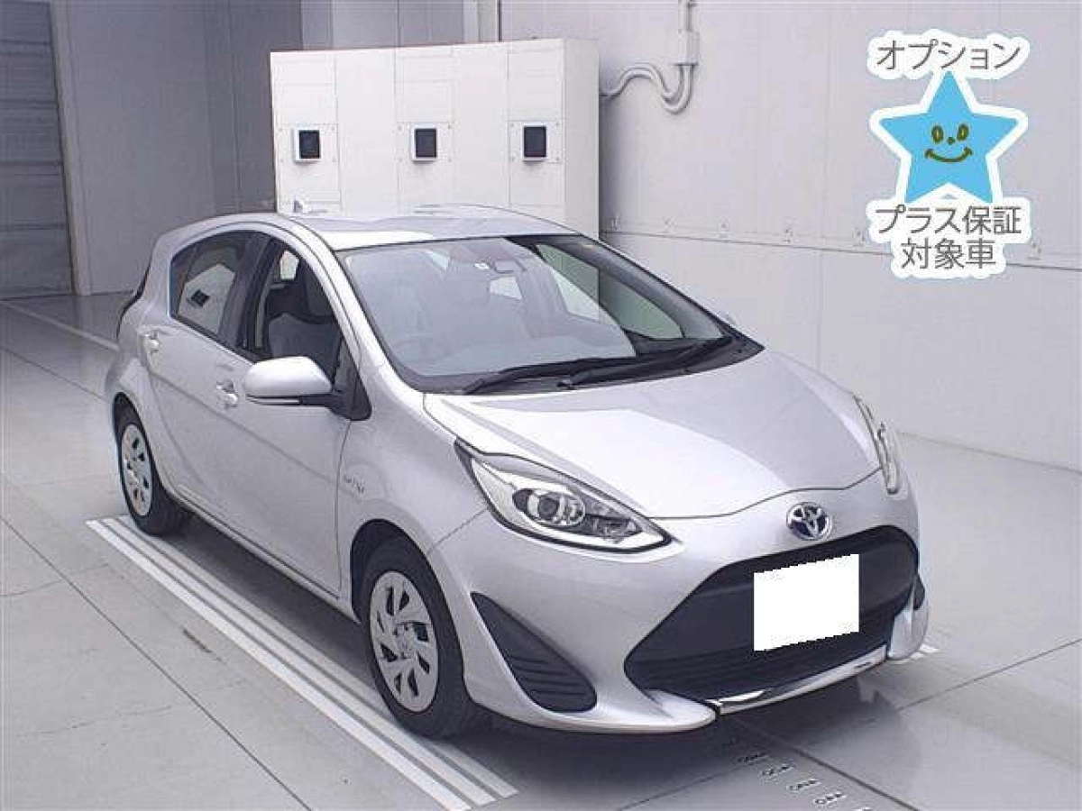 TOYOTA AQUA NHP10 2020