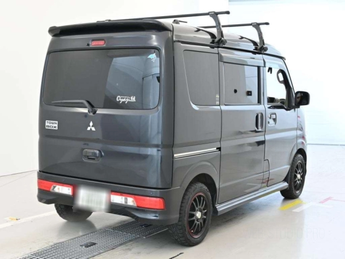 MITSUBISHI TOWNBOX