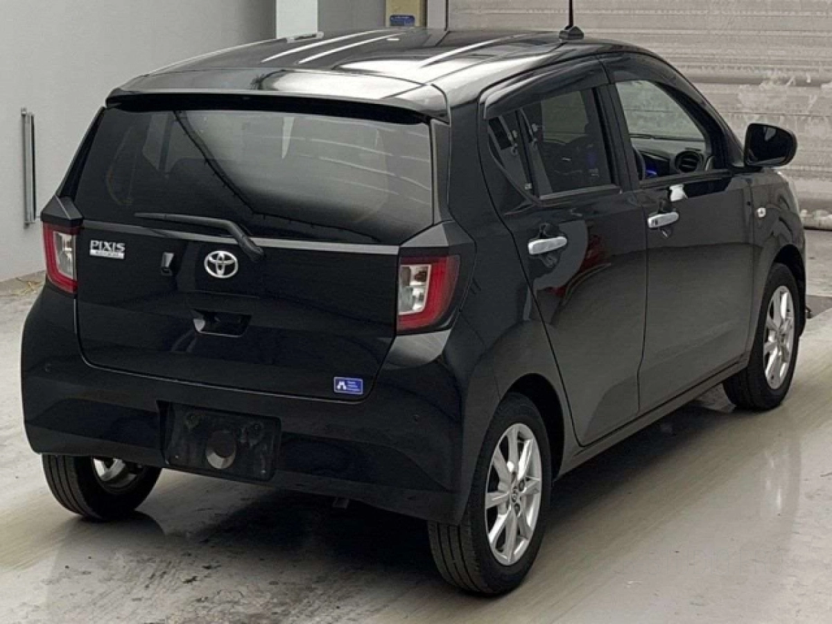 TOYOTA PIXIS EPOCH