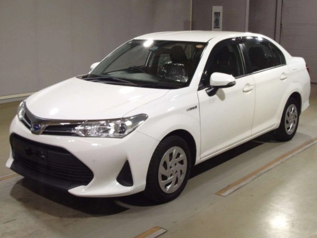 TOYOTA COROLLA AXIO NKE165 2020