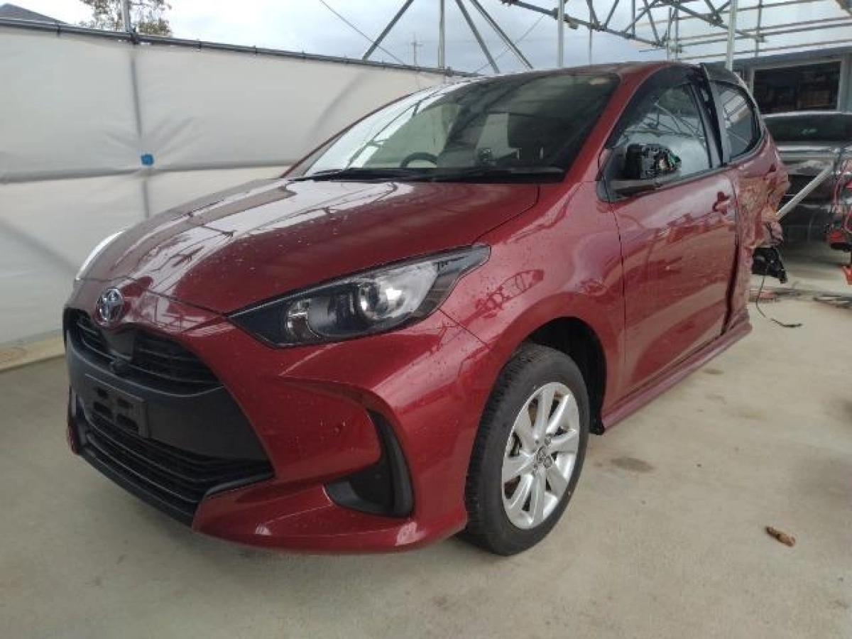 TOYOTA YARIS MXPA15 2023