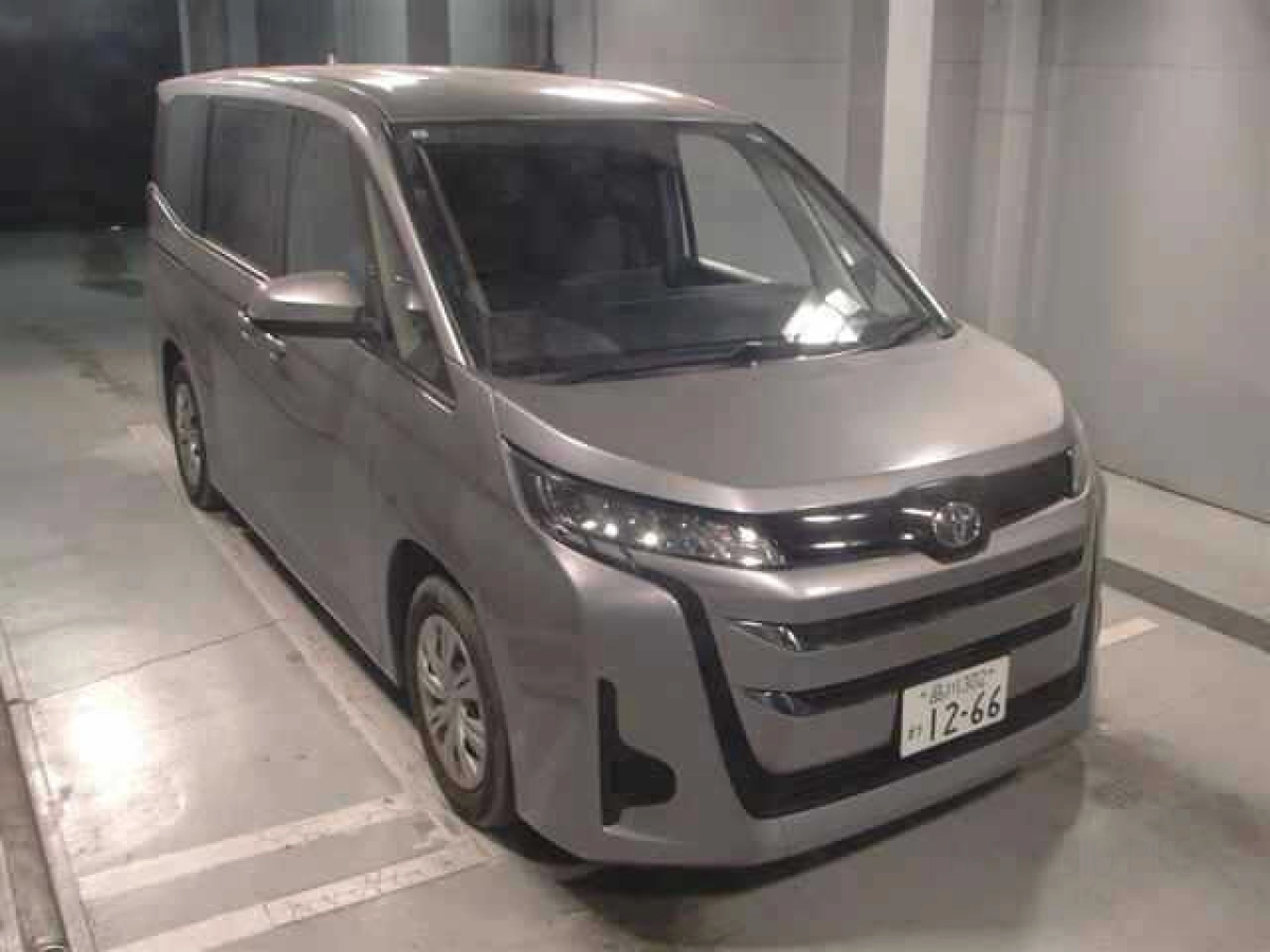 TOYOTA NOAH MZRA90W 2023