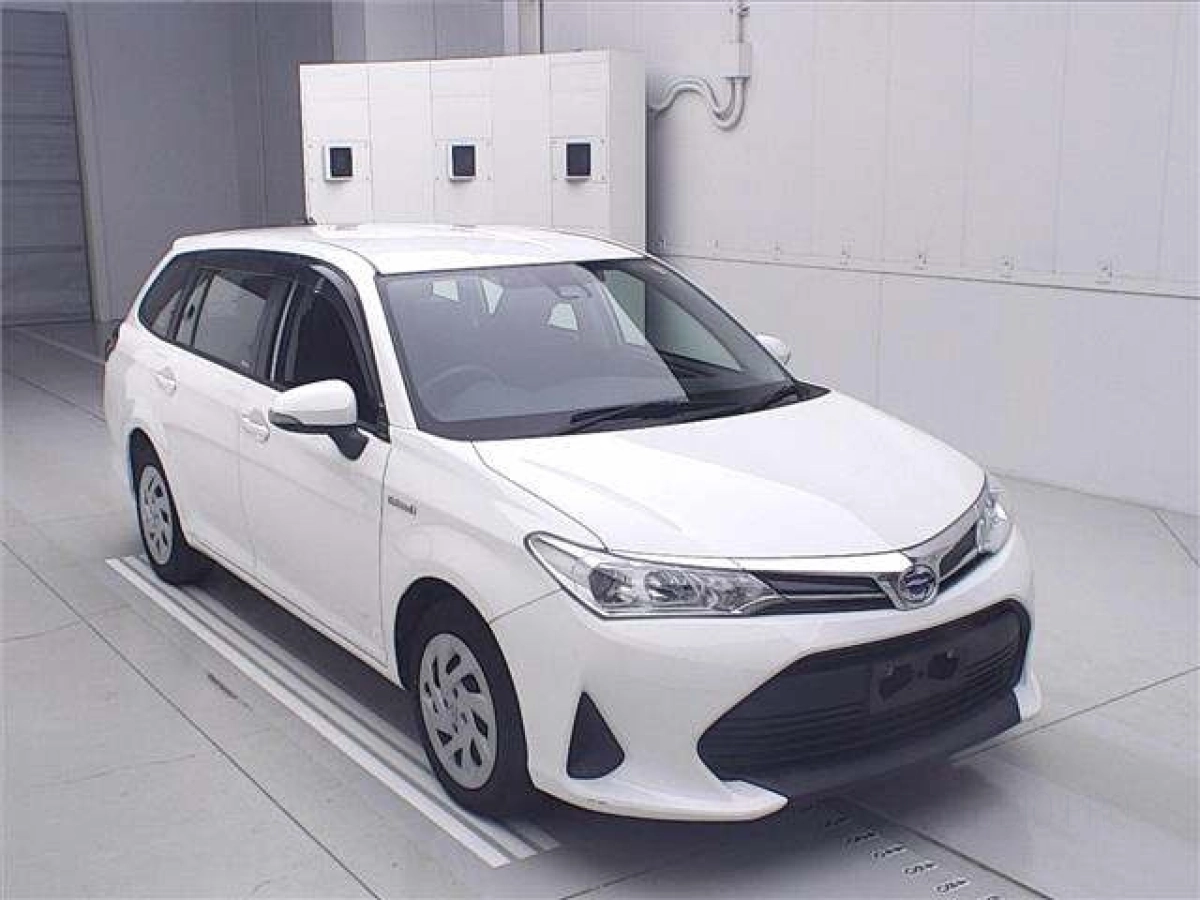 TOYOTA COROLLA FIELDER NKE165G 2020