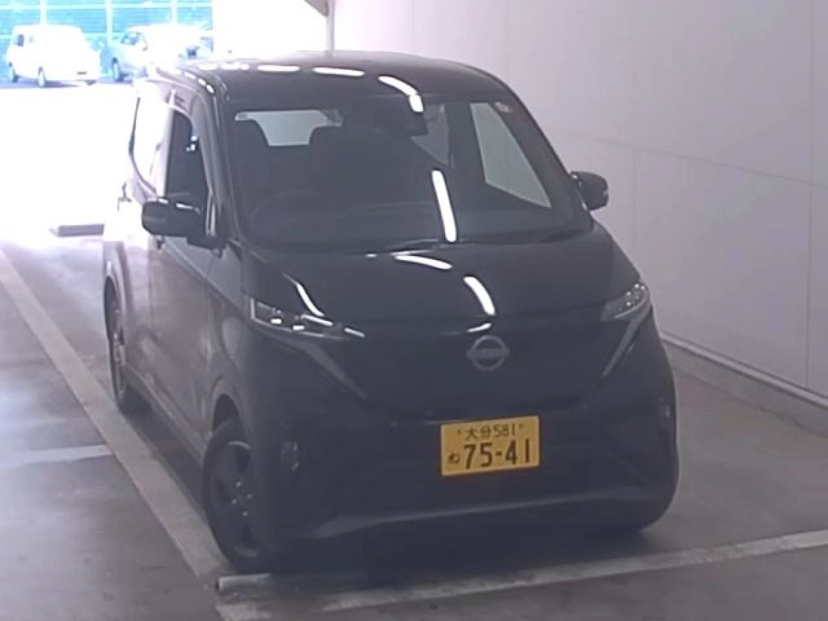 NISSAN SAKURA B6AW 2024