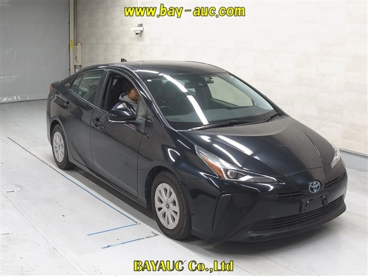 TOYOTA PRIUS ZVW51 2022