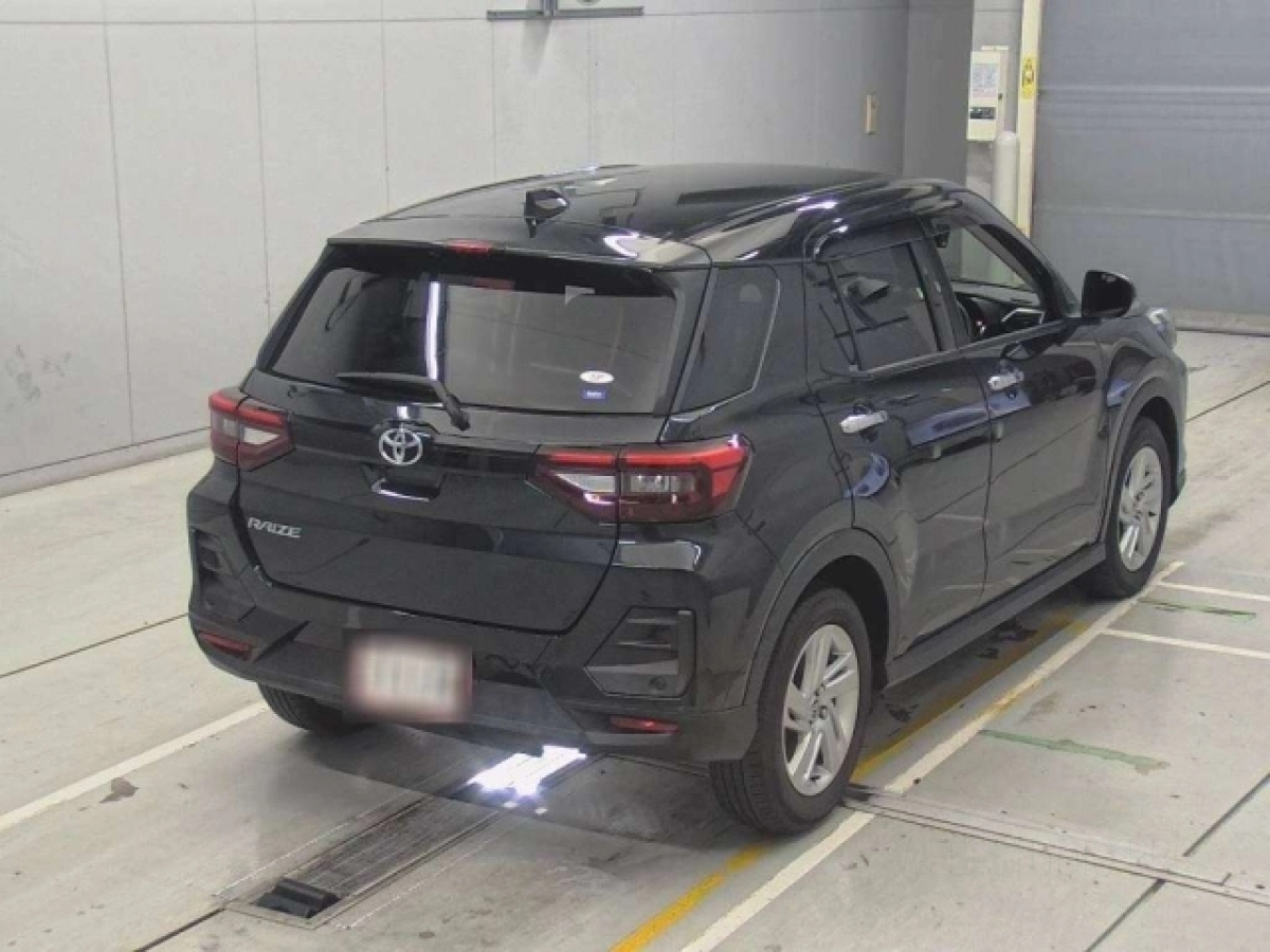 TOYOTA RAIZE
