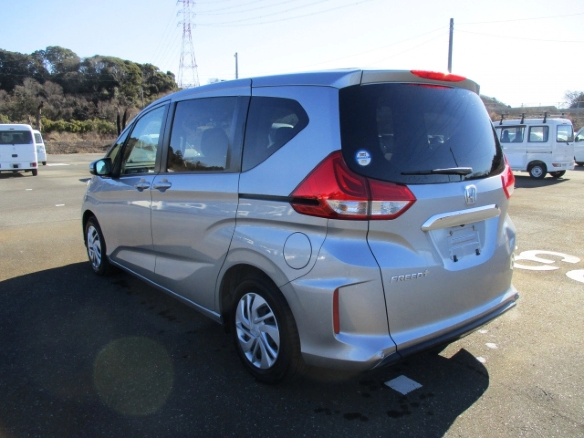 HONDA FREED
