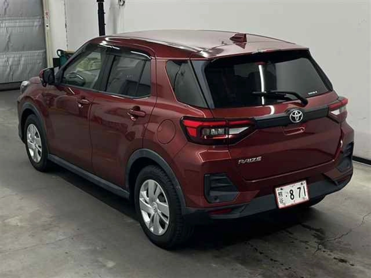 TOYOTA RAIZE