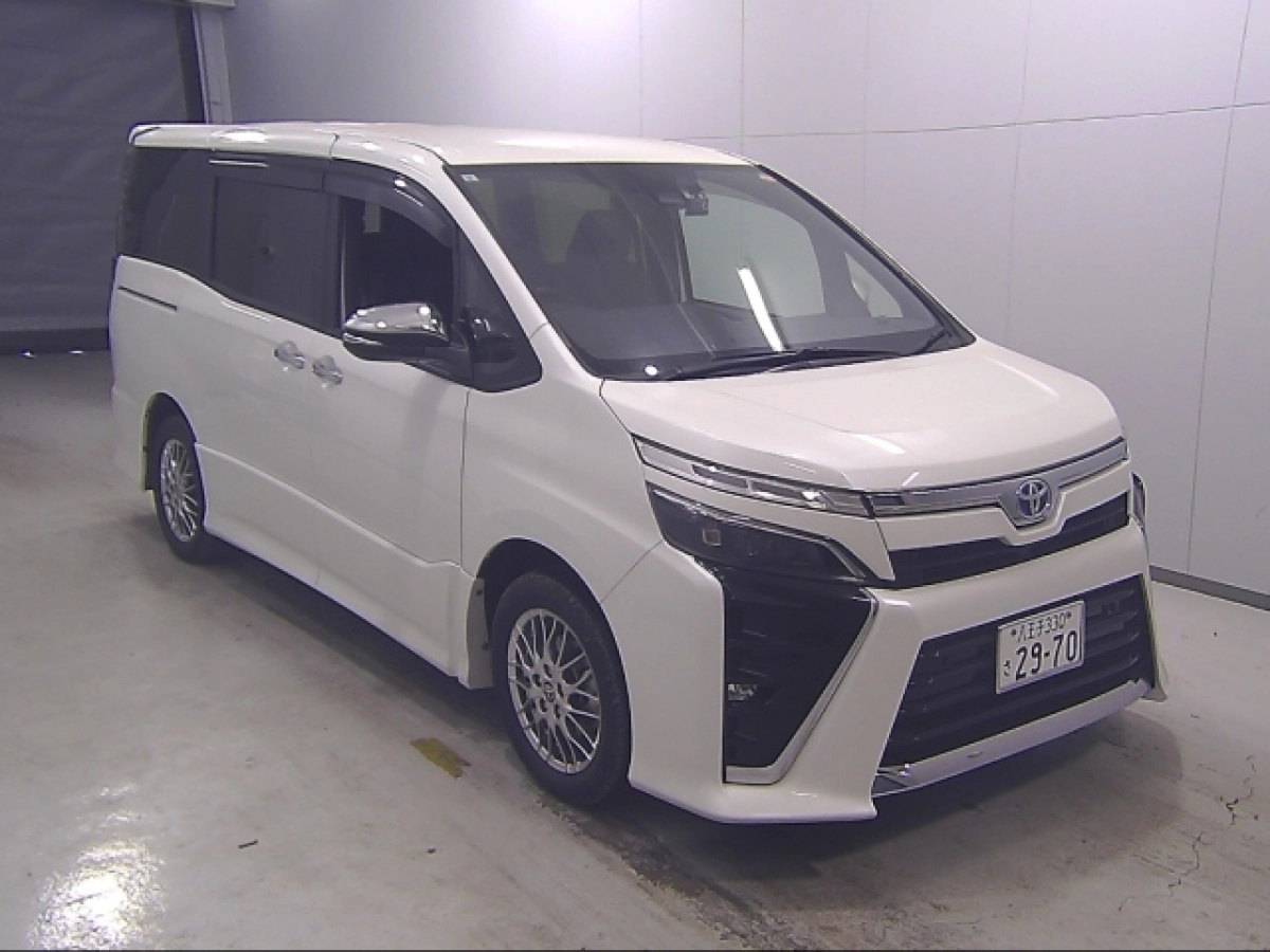 TOYOTA VOXY ZWR80W 2021