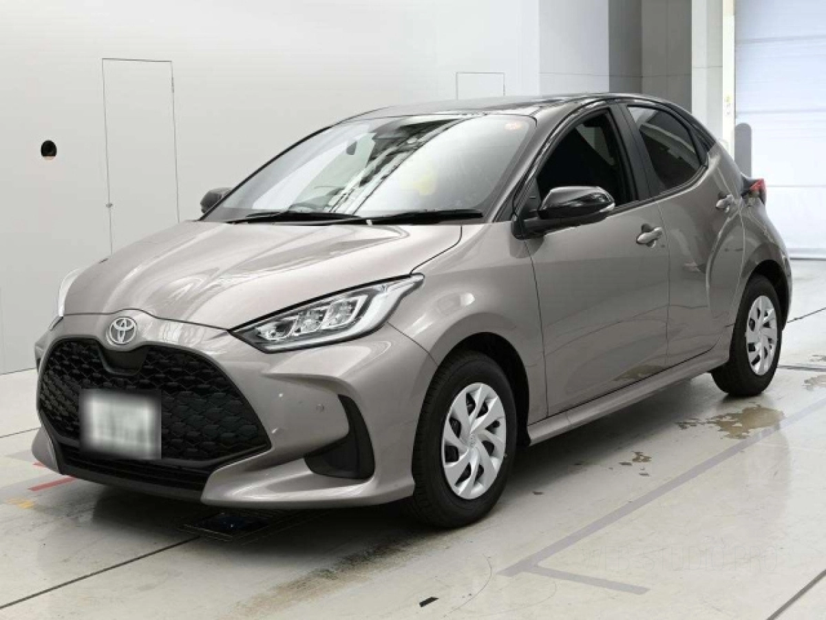TOYOTA YARIS KSP210 2025