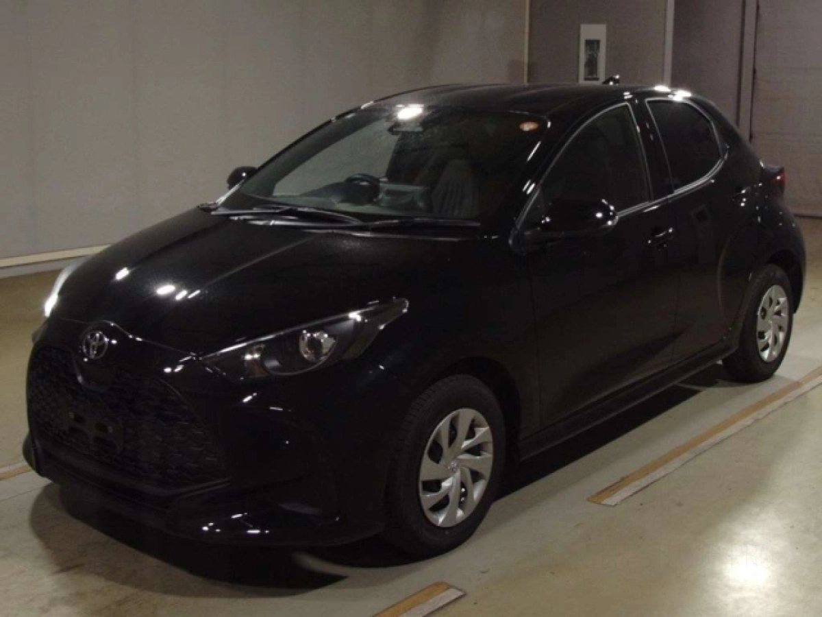 TOYOTA YARIS KSP210 2025
