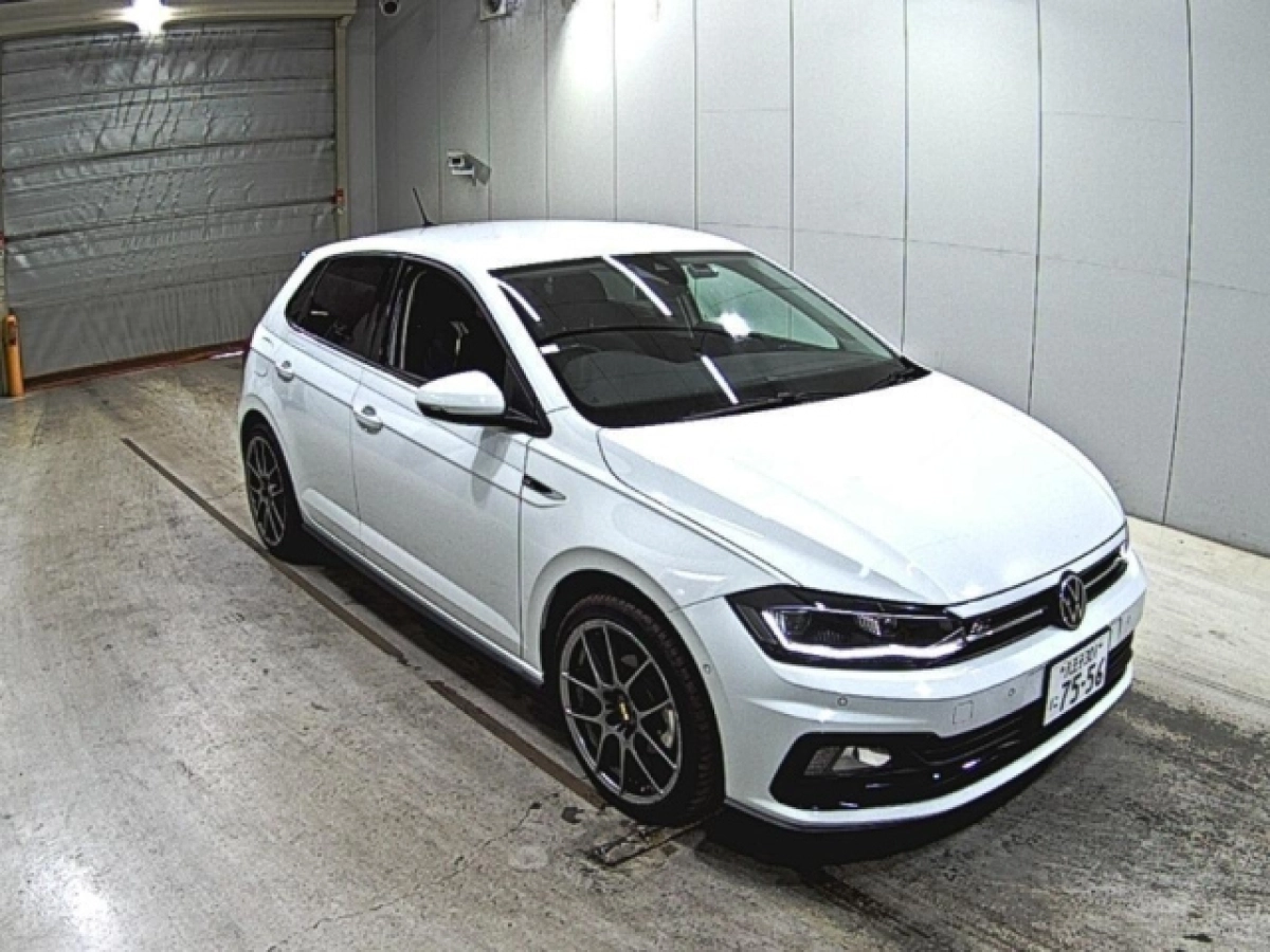 VOLKSWAGEN POLO AWDAD 2021