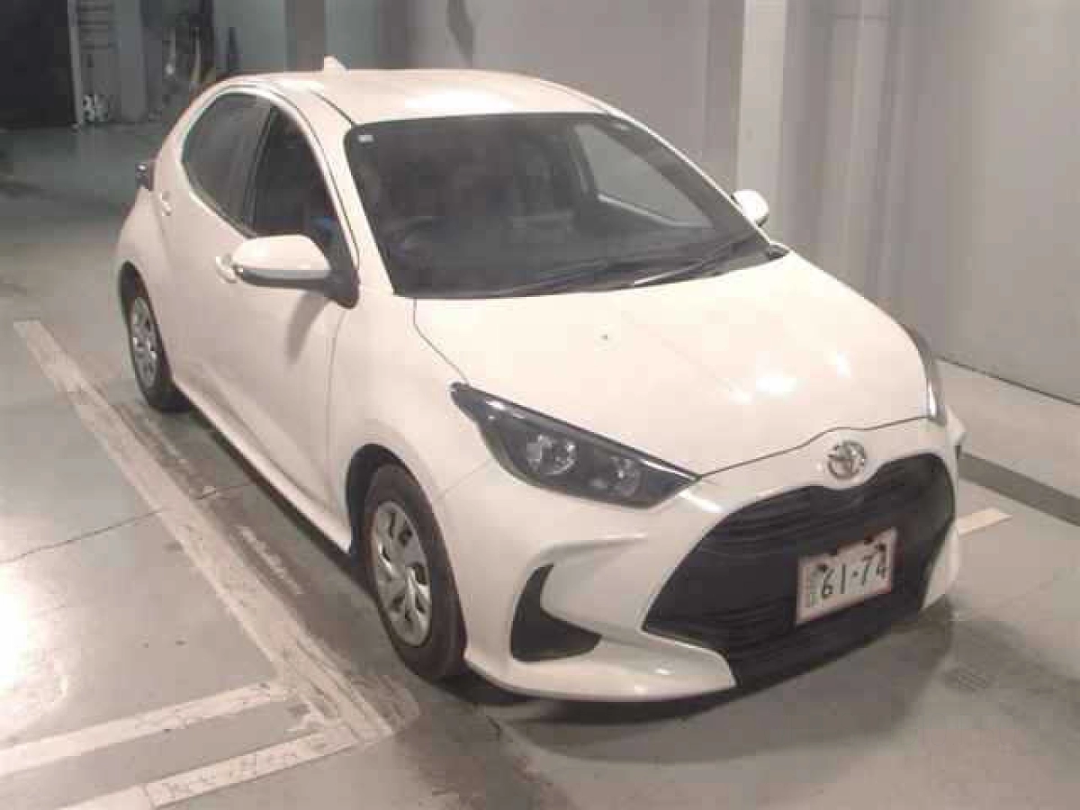 TOYOTA YARIS KSP210 2023