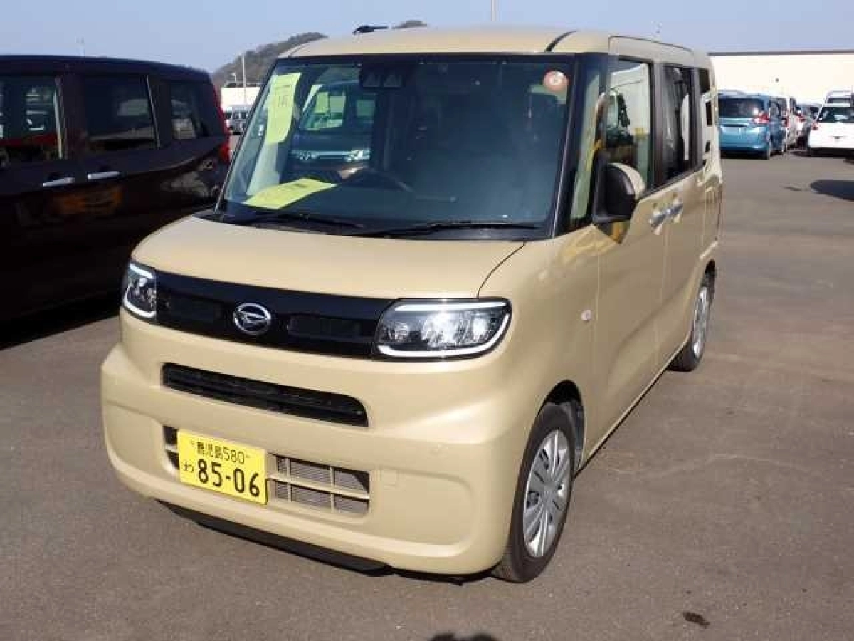 DAIHATSU TANTO LA650S 2024