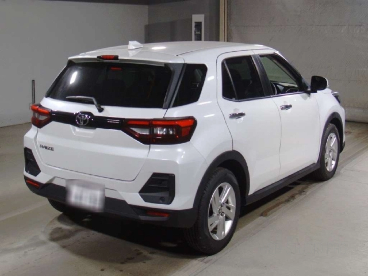TOYOTA RAIZE