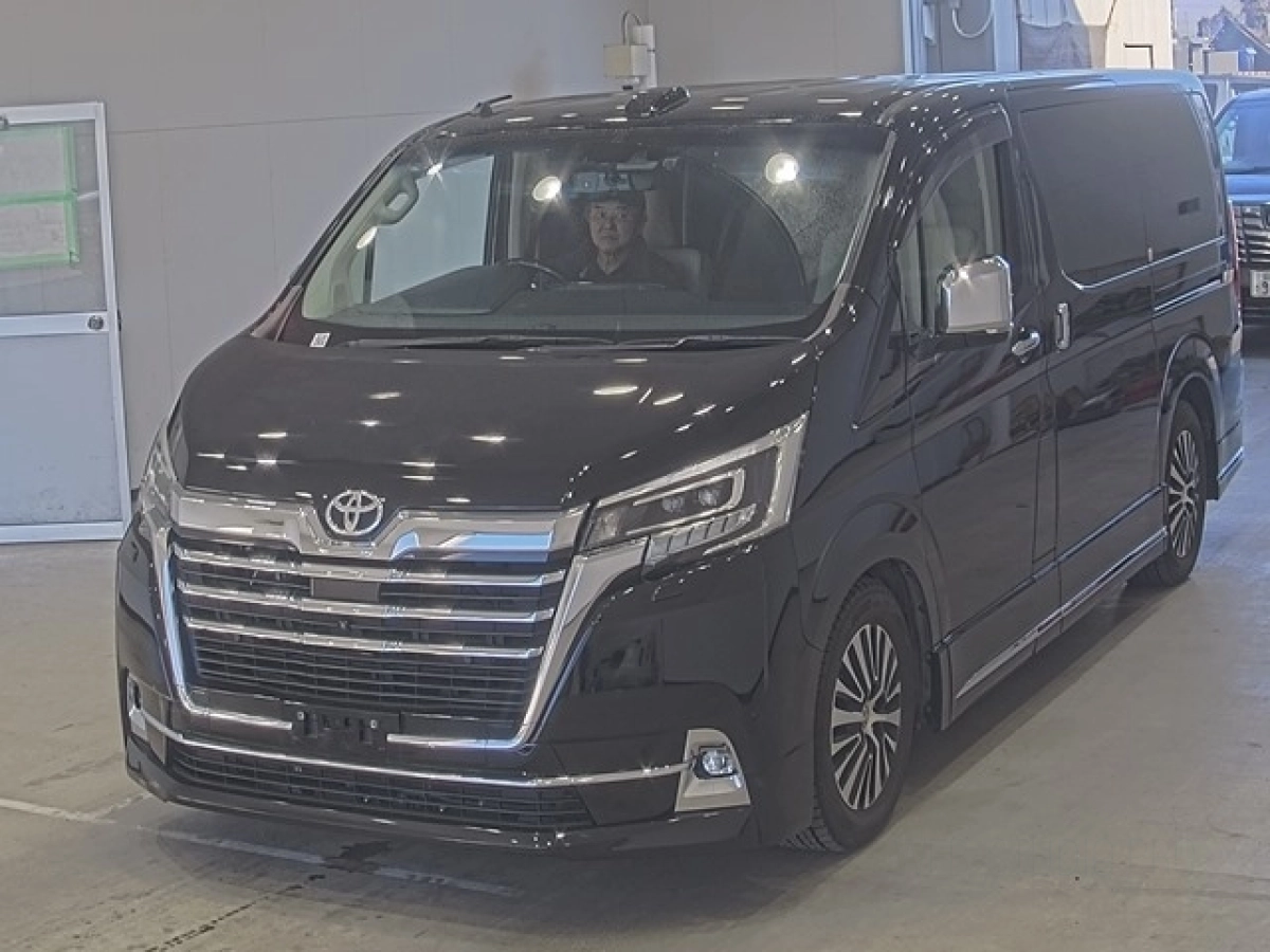 TOYOTA GRANACE GDH303W 2020