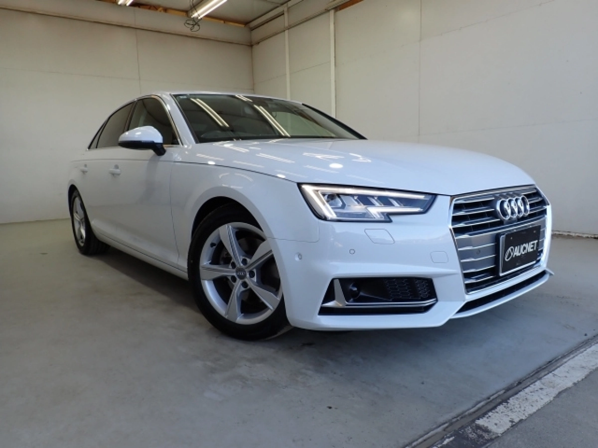 AUDI A4 8WCVN 2019