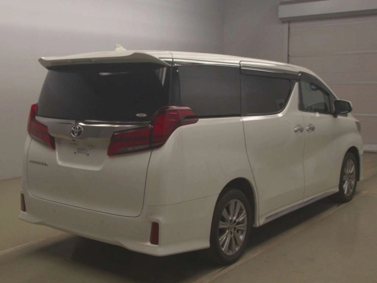 TOYOTA ALPHARD