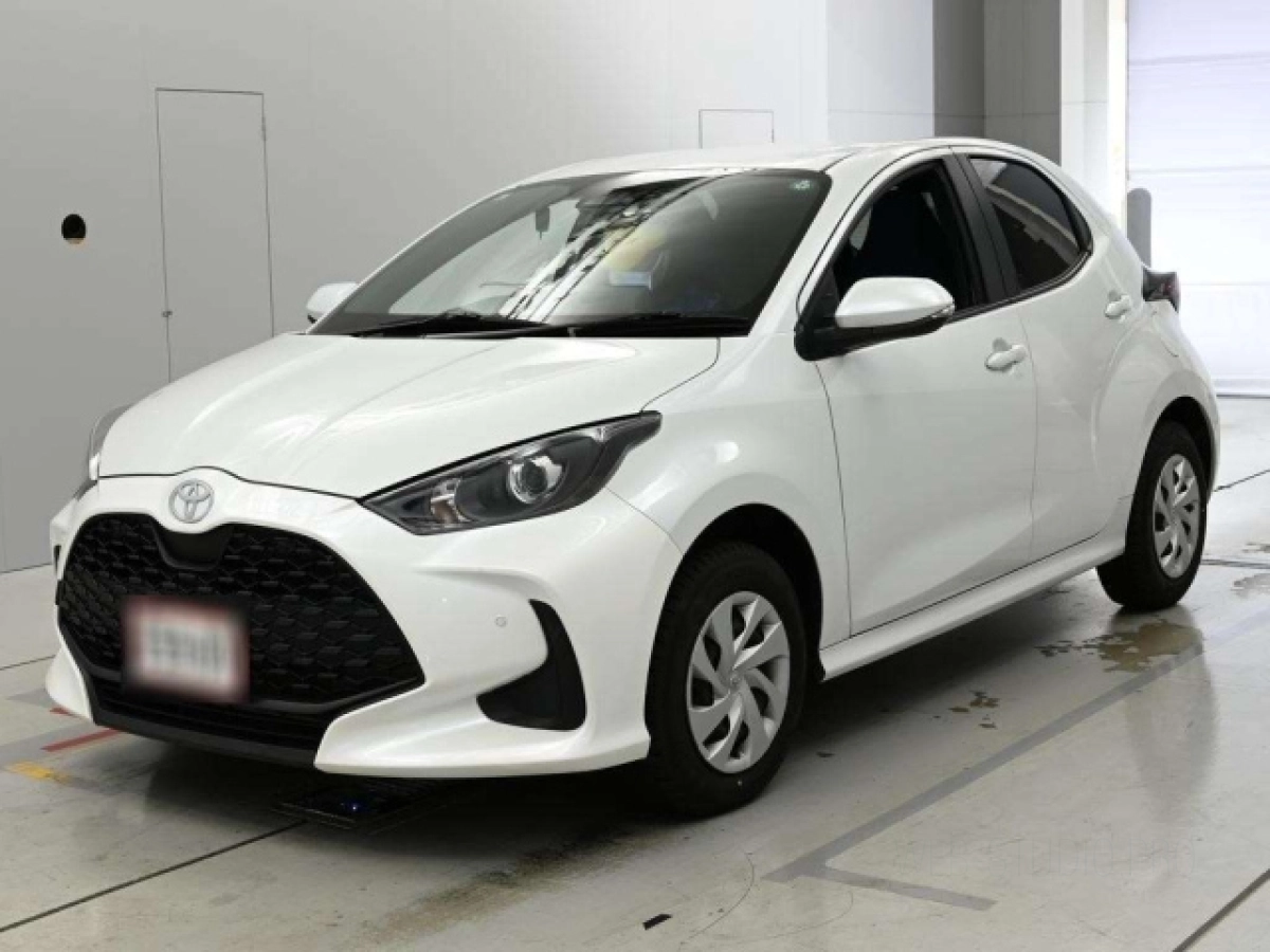 TOYOTA YARIS MXPA15 2024