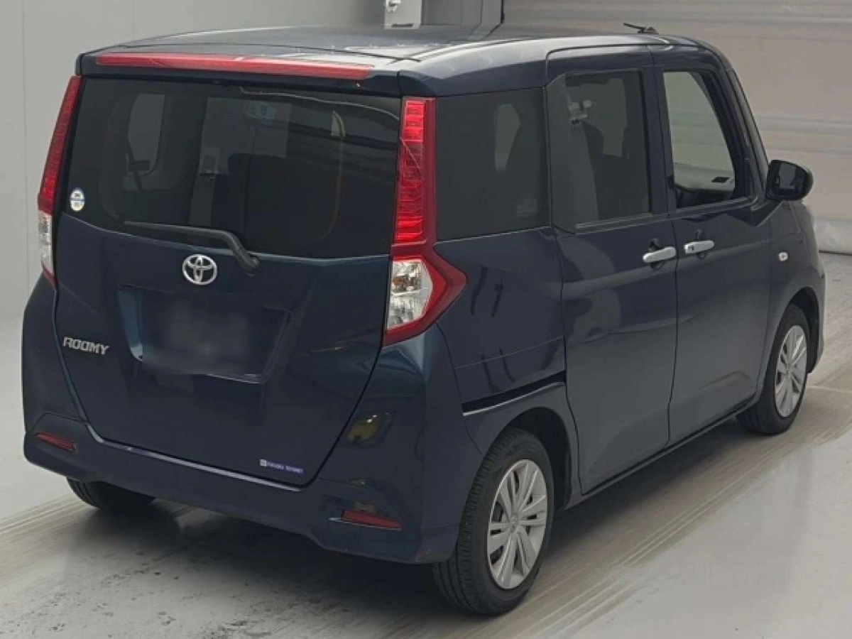 TOYOTA ROOMY