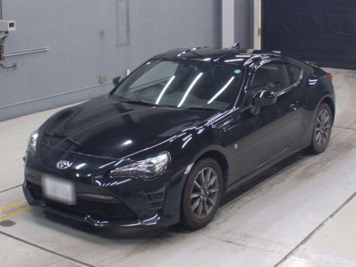 TOYOTA 86 ZN6 2021