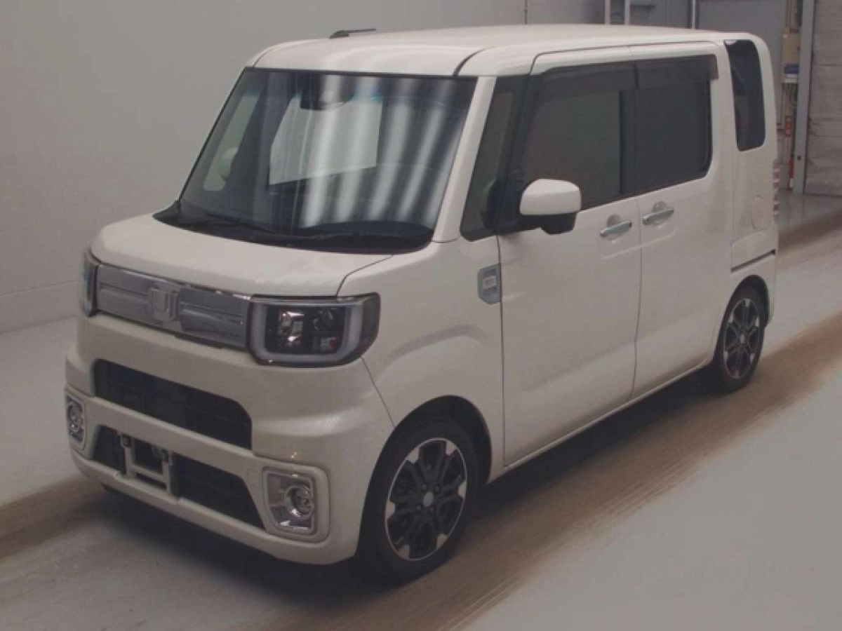 DAIHATSU WAKE LA700S 2020