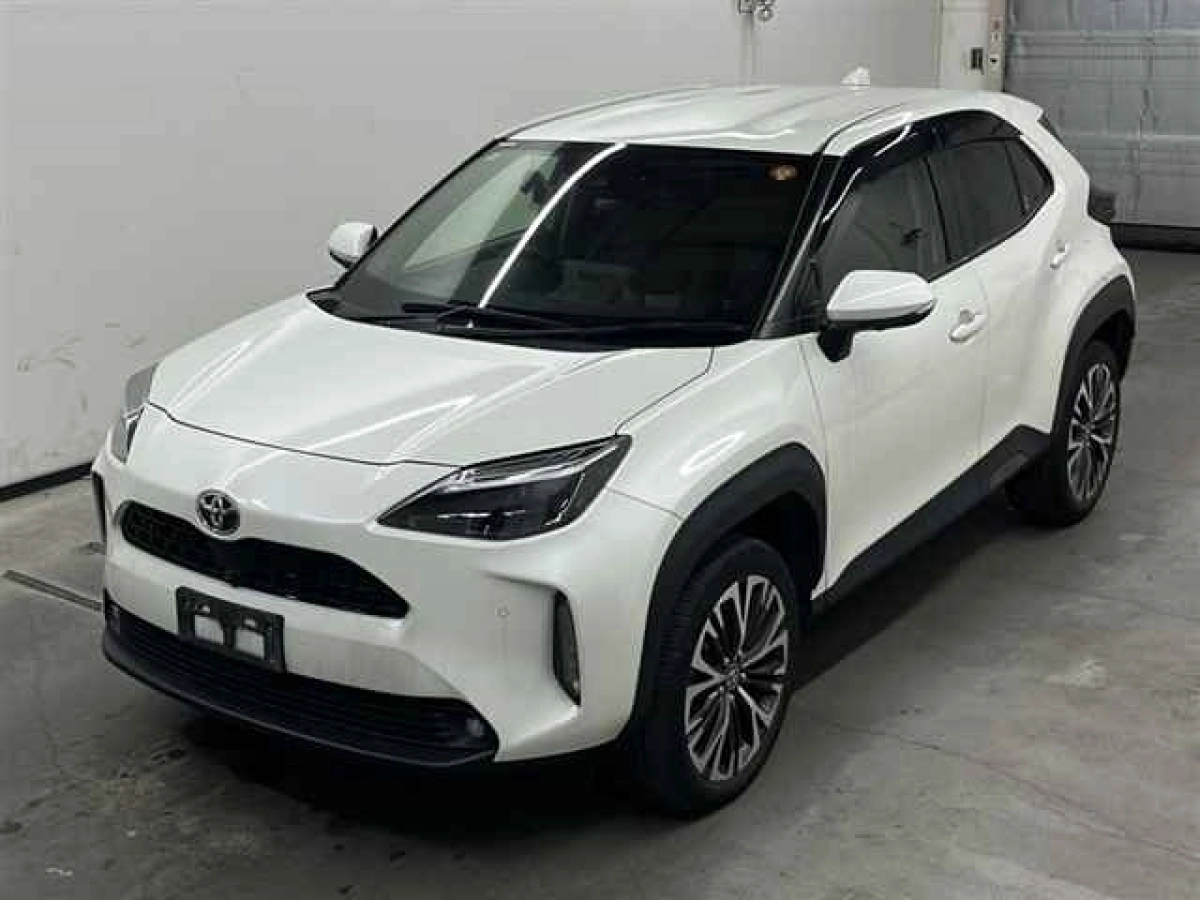 TOYOTA YARIS CROSS