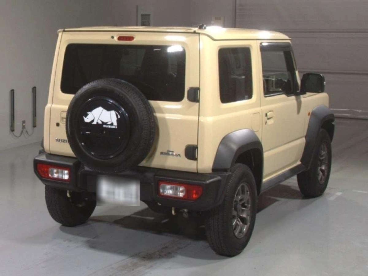 SUZUKI JIMNY SIERRA