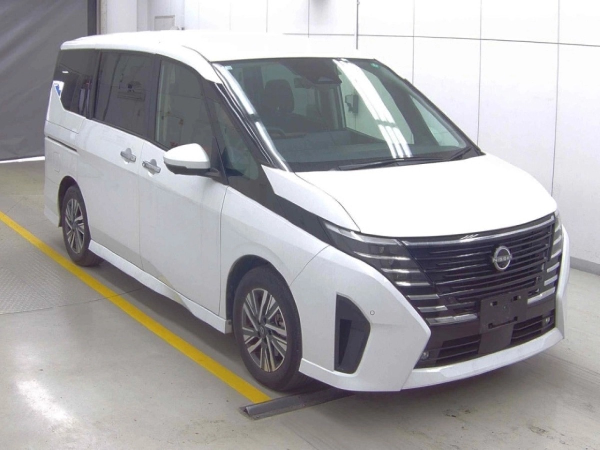 NISSAN SERENA FC28 2023