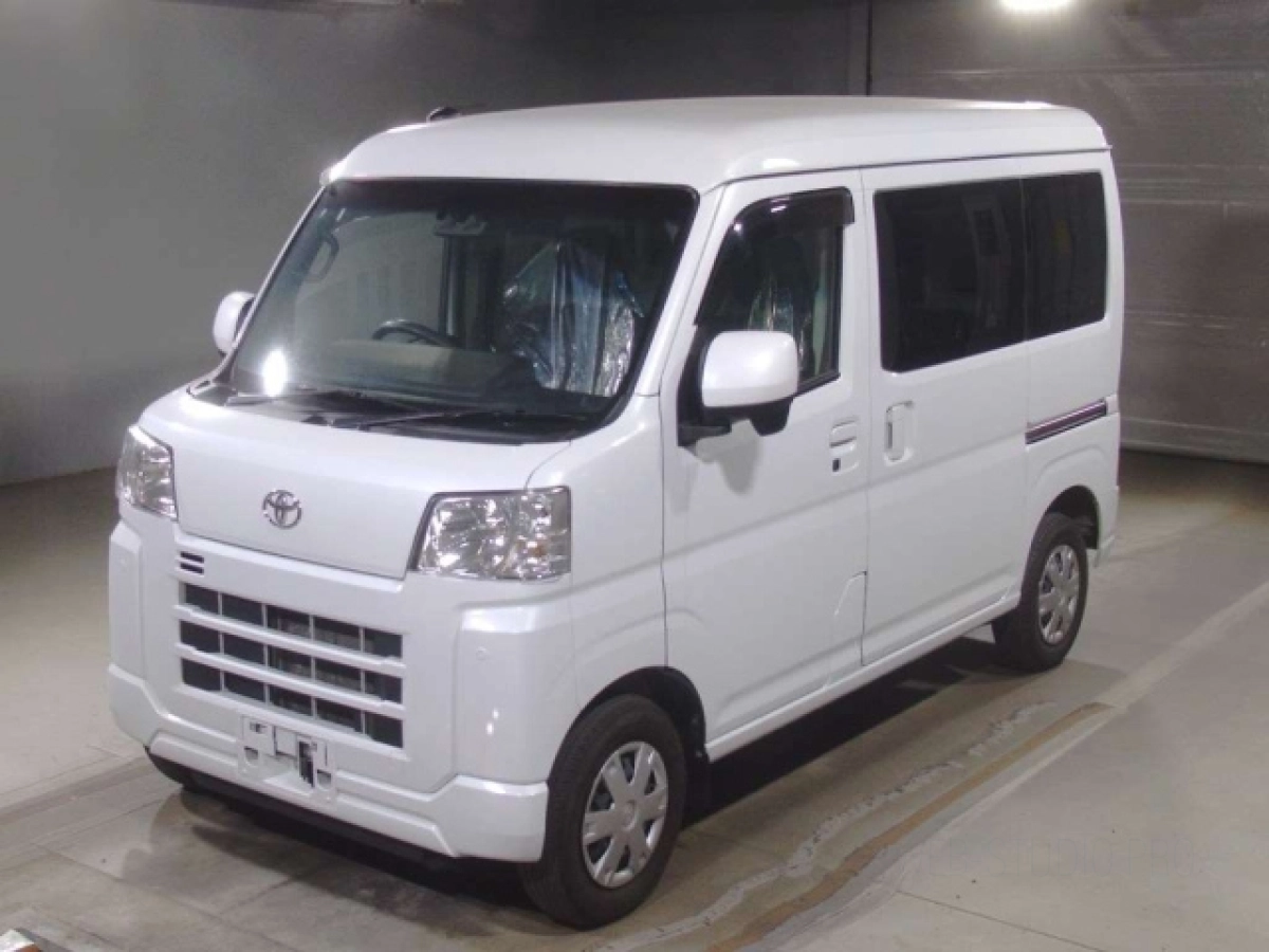 TOYOTA PIXIS VAN S700M 2023