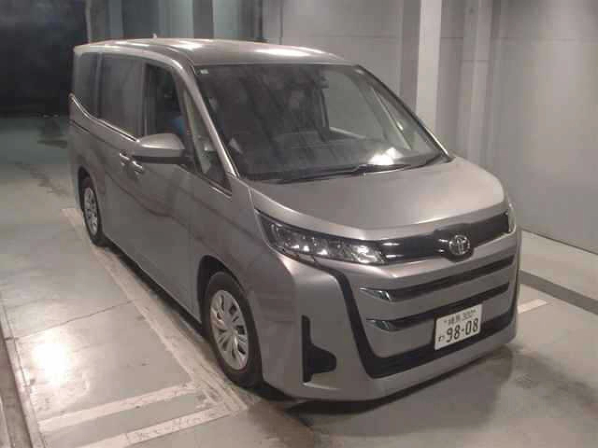 TOYOTA NOAH MZRA90W 2023