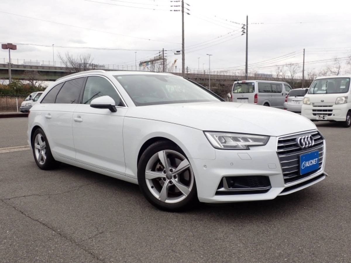 AUDI A4 8WCVK 2019