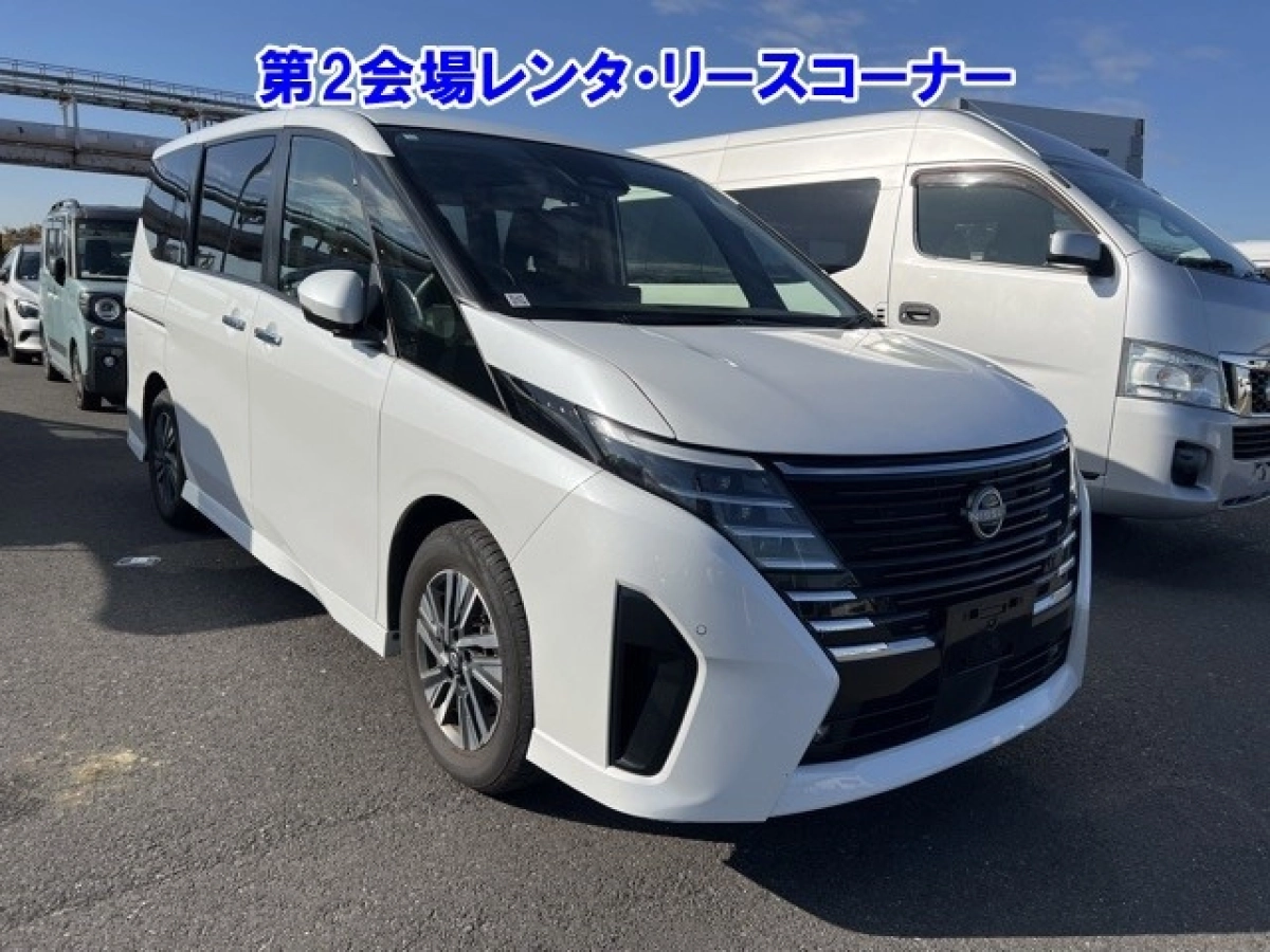 NISSAN SERENA