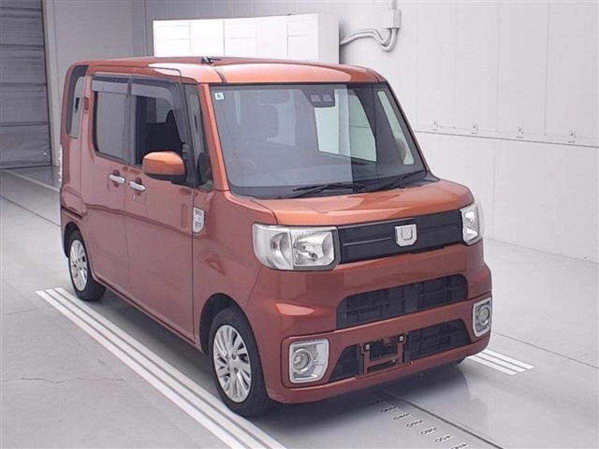 DAIHATSU WAKE LA700S 2020