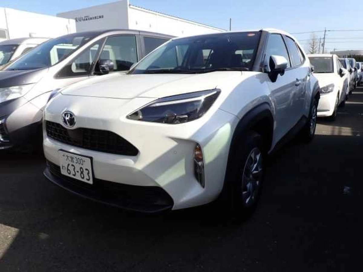 TOYOTA YARIS CROSS