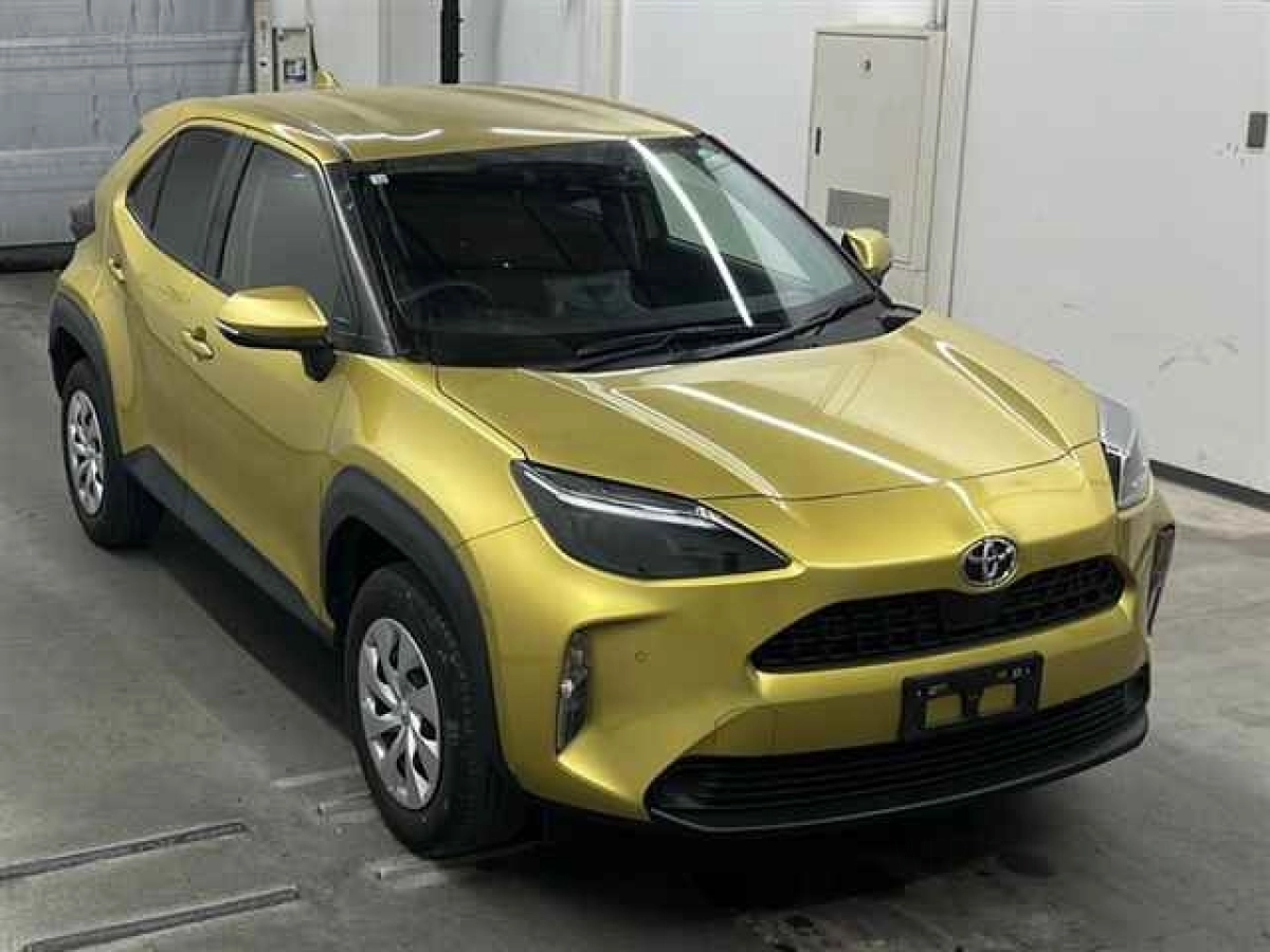 TOYOTA YARIS CROSS