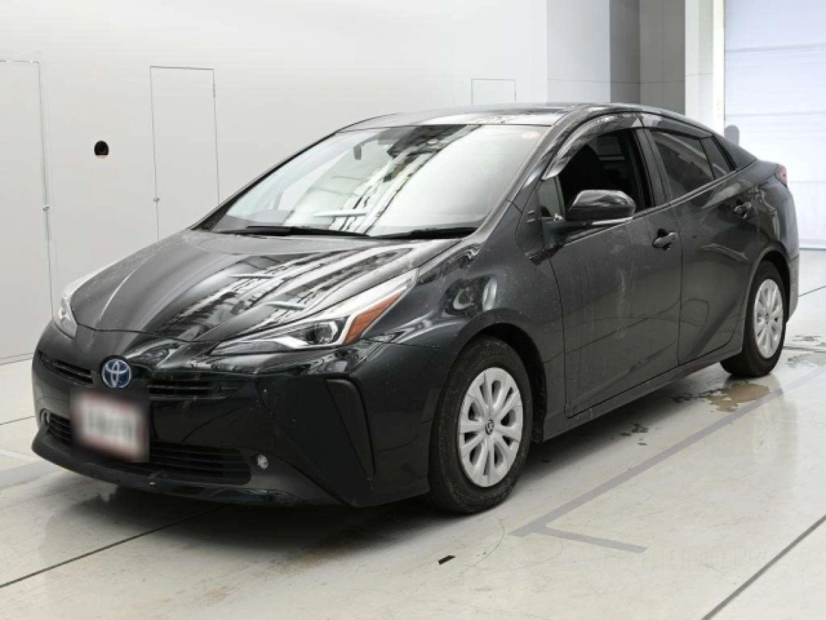 TOYOTA PRIUS ZVW55 2022