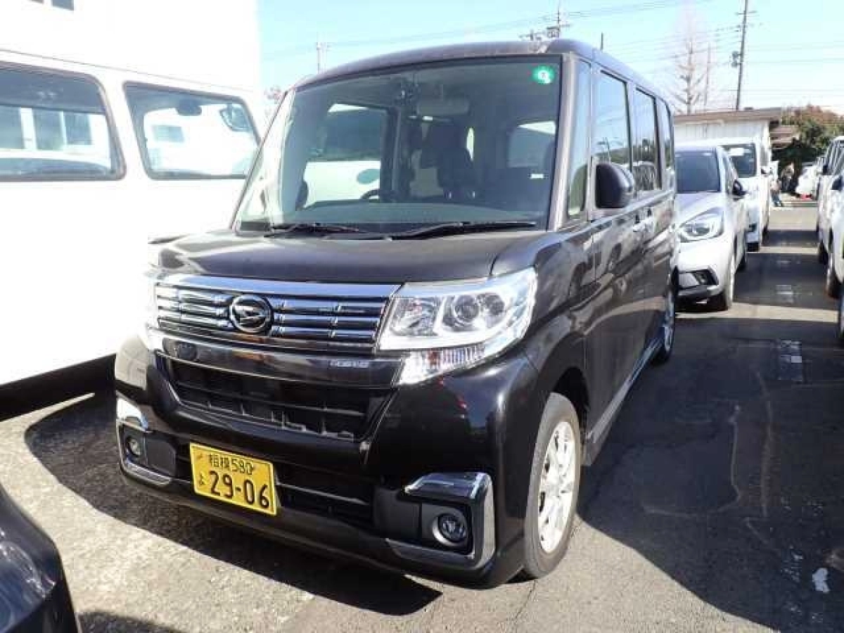 DAIHATSU TANTO LA600S 2019