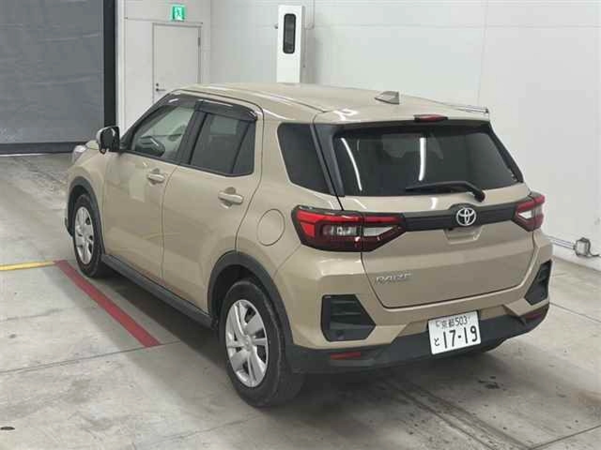 TOYOTA RAIZE
