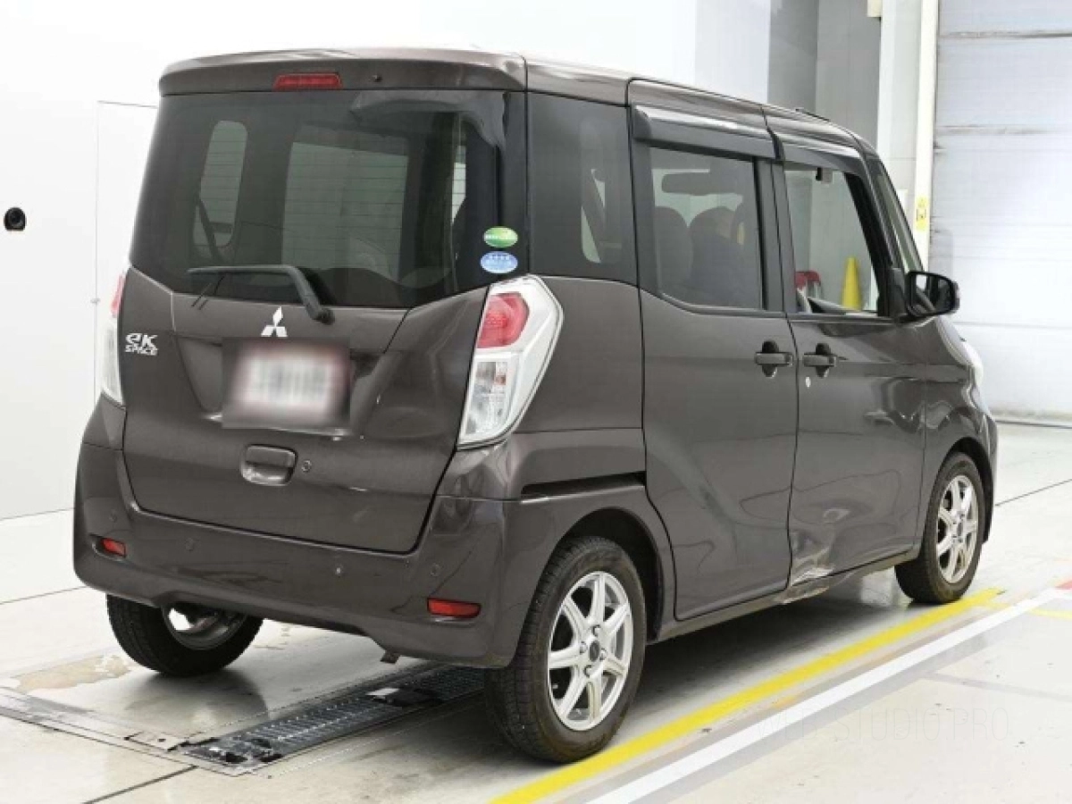 MITSUBISHI EK SPACE