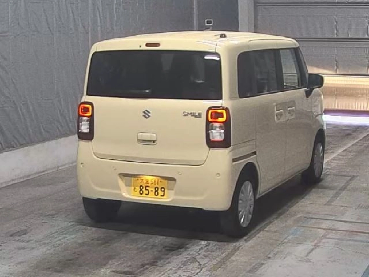 SUZUKI WAGON R SMILE