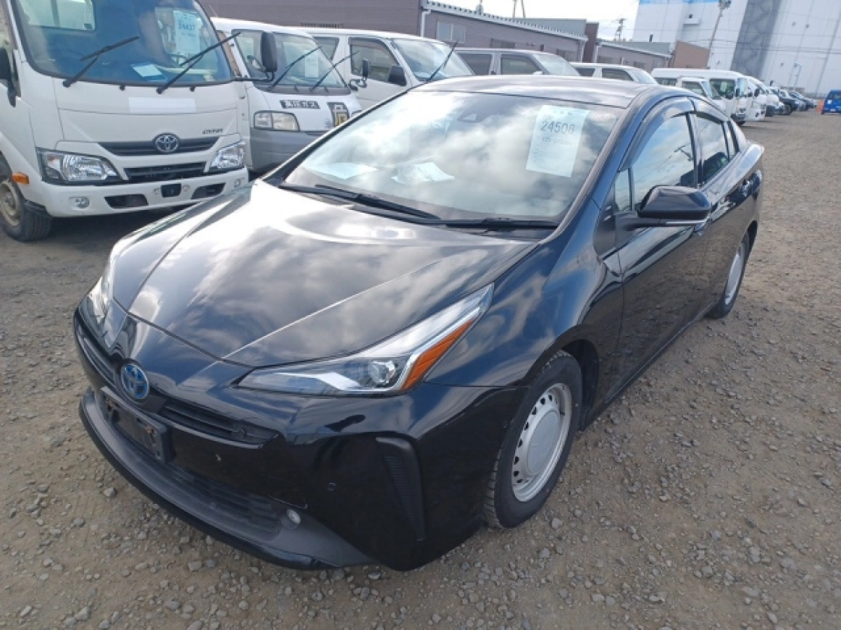 TOYOTA PRIUS ZVW51 2021