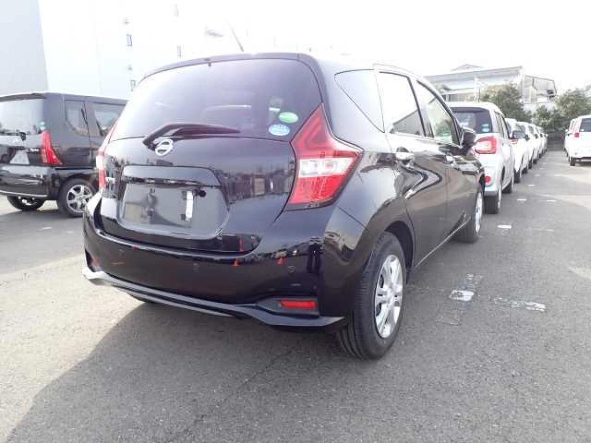 NISSAN NOTE