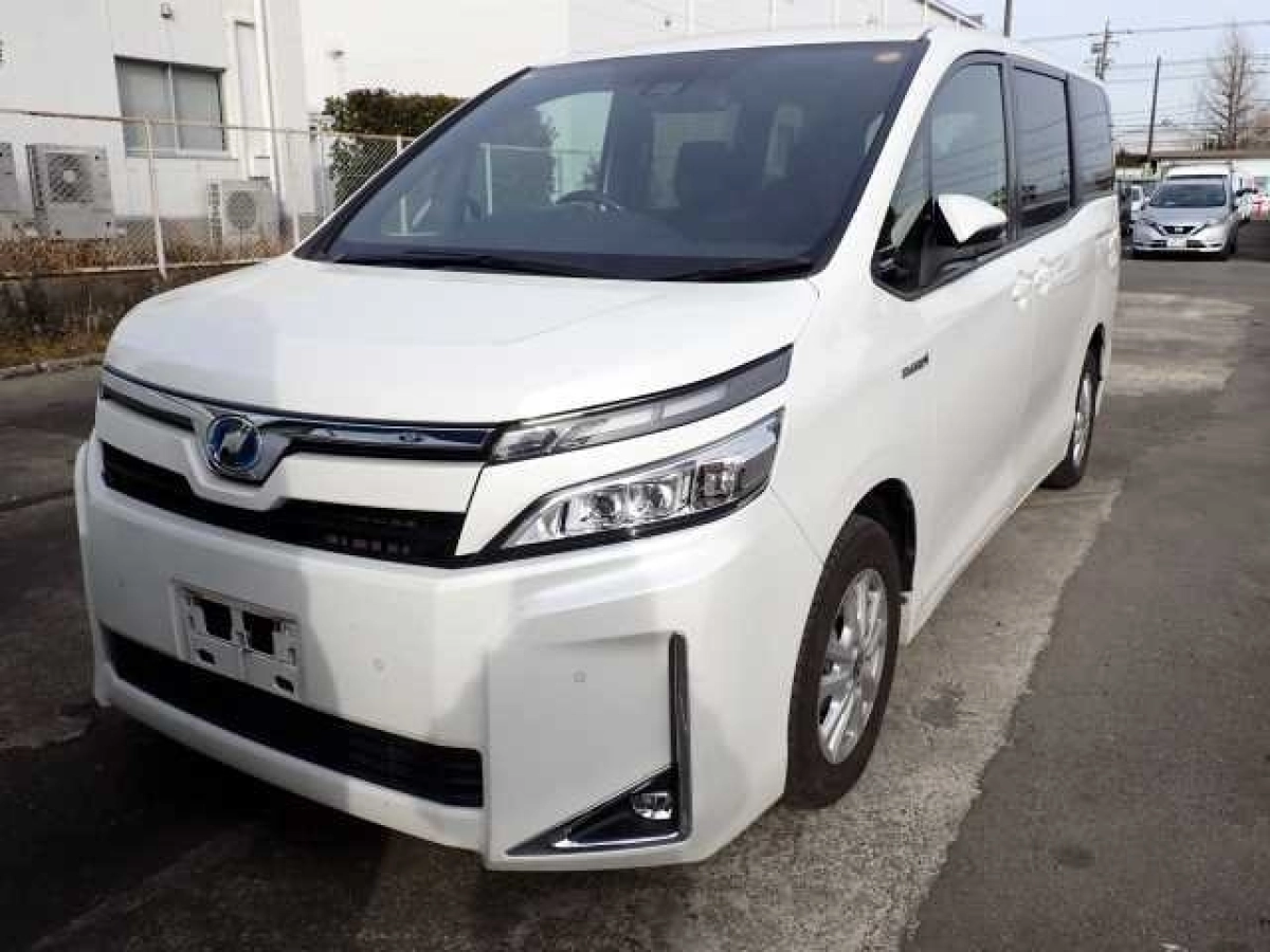 TOYOTA VOXY ZWR80G 2020